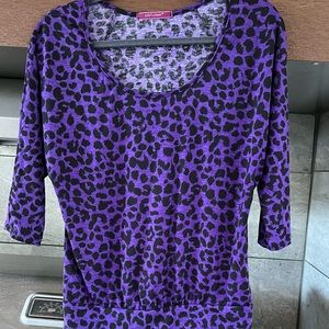 Julie’s Closet 3/4 Sleeve Purple Animal Print Top